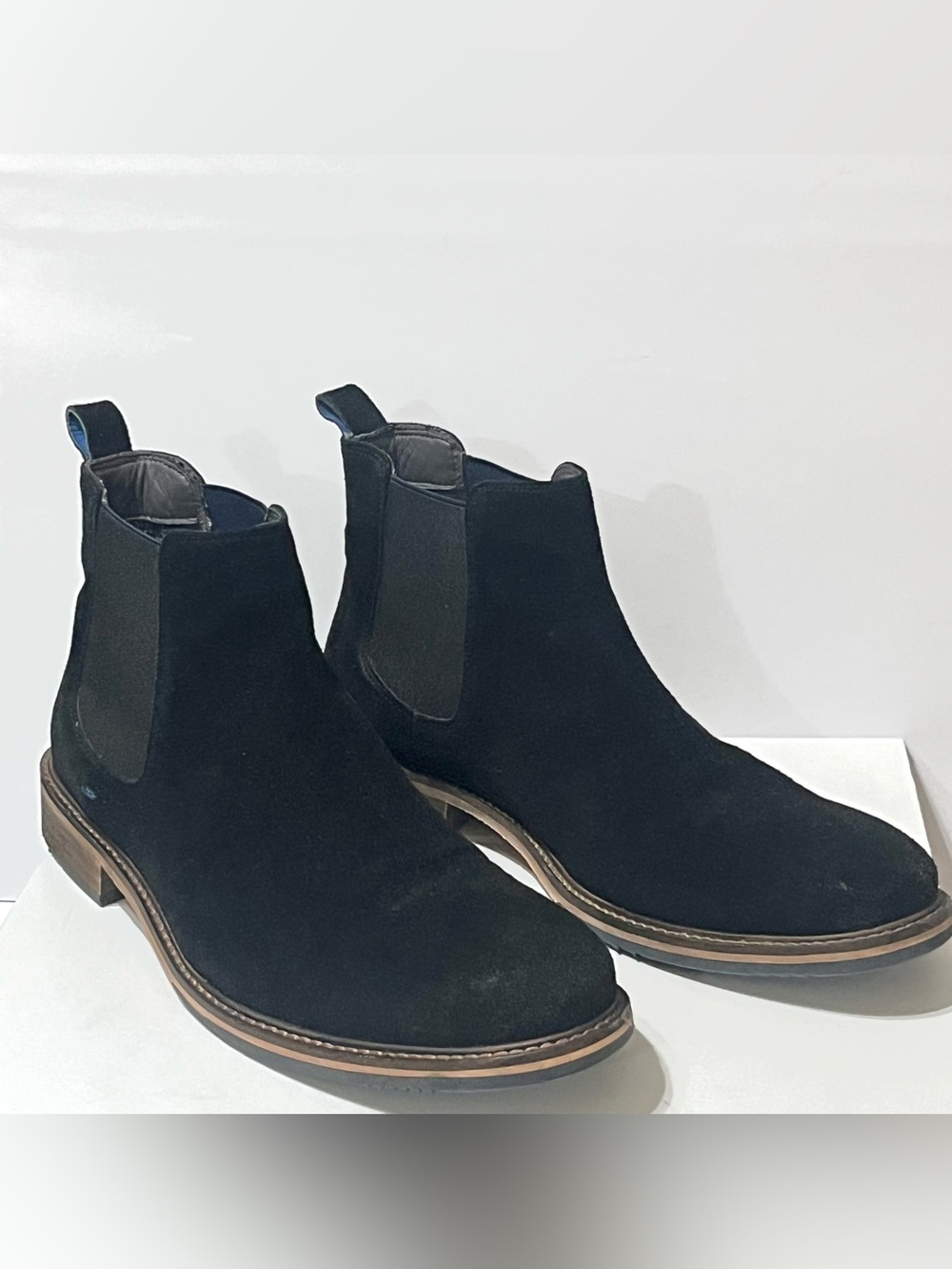 Modern Fiction Black Suede Boots Pull On Stretch Panels with Pull Straps sz 10.5